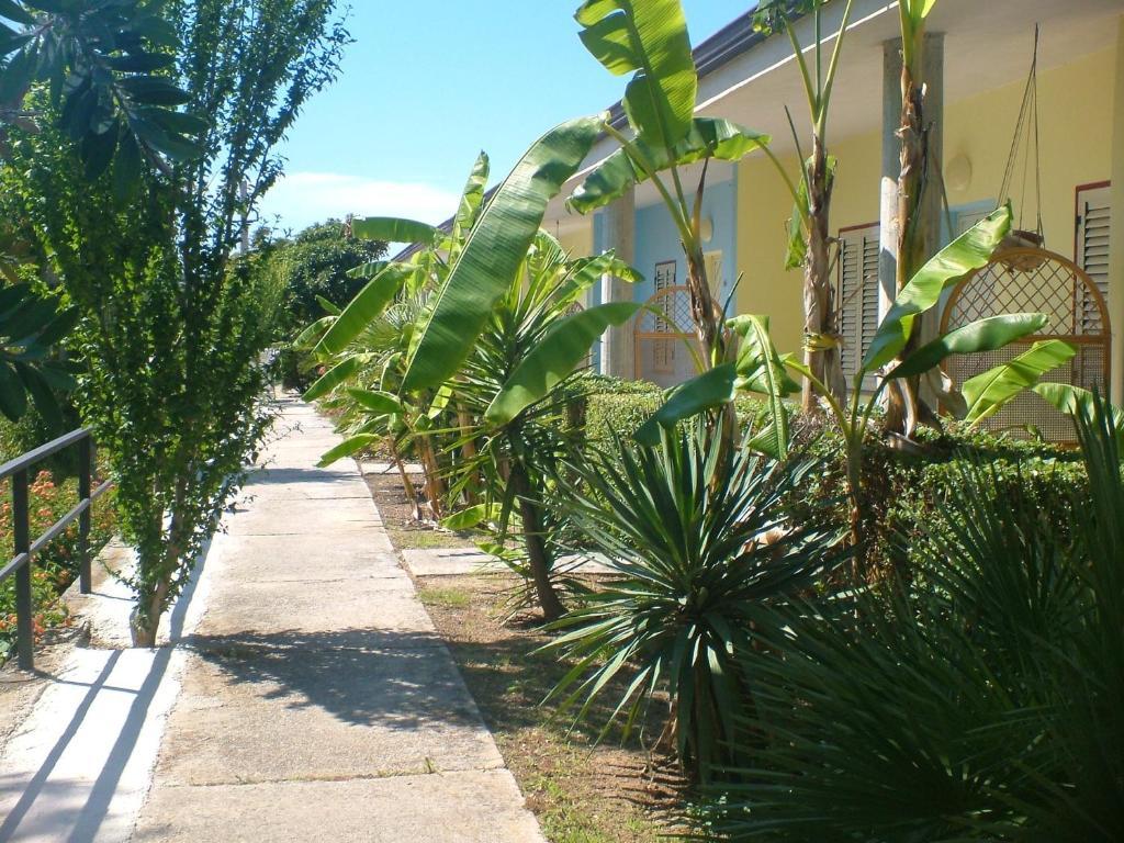 Residence Heaven Ricadi Camera foto