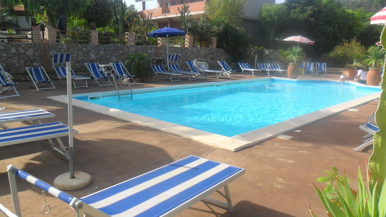 Residence Heaven Ricadi Esterno foto